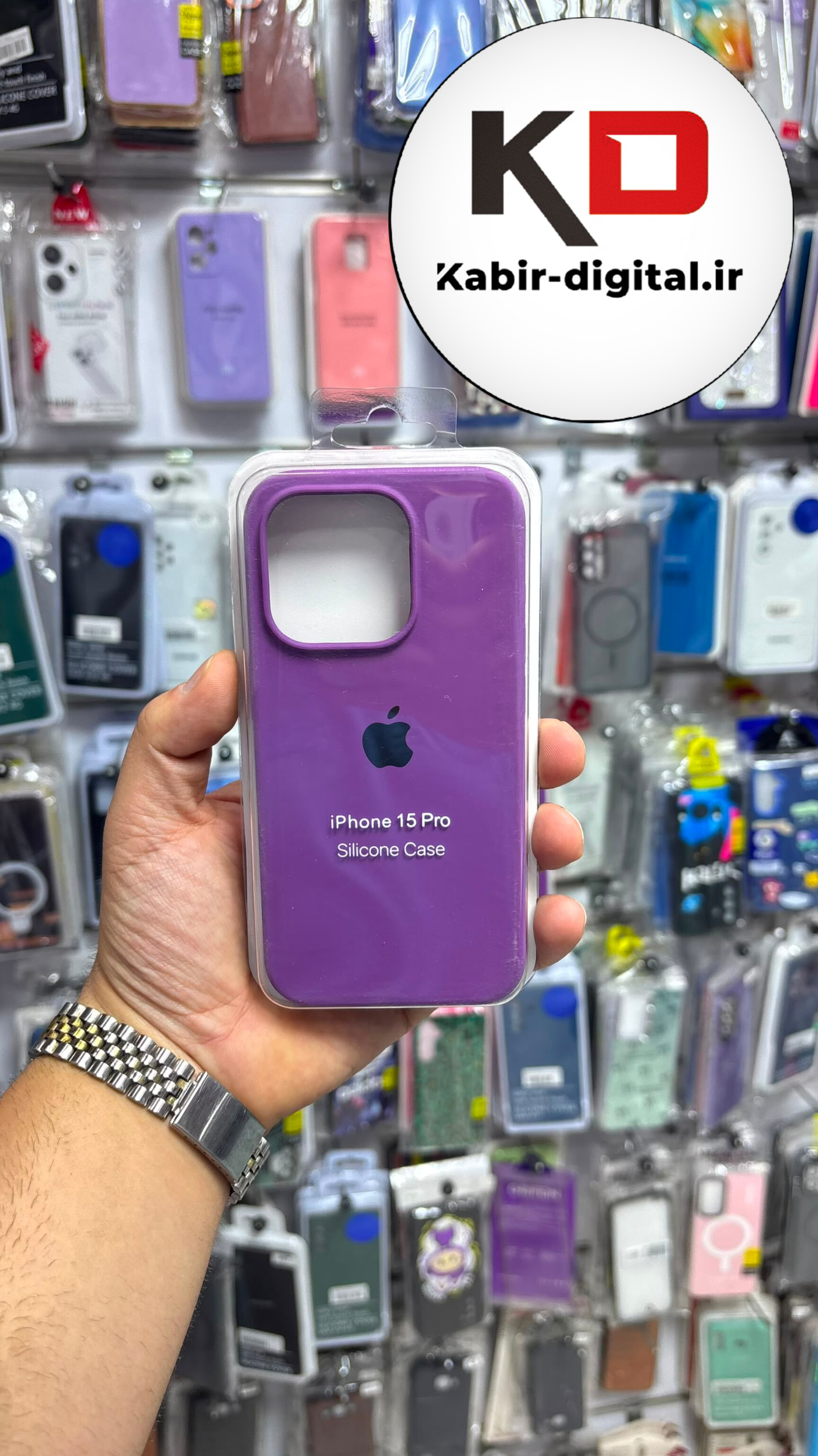 قاب گوشی iPhone 15 pro / 14 pro / 13 pro آیفون سیلیکونی اورجینال درجه یک داخل پارچه زیر بسته محافظ لنزدار