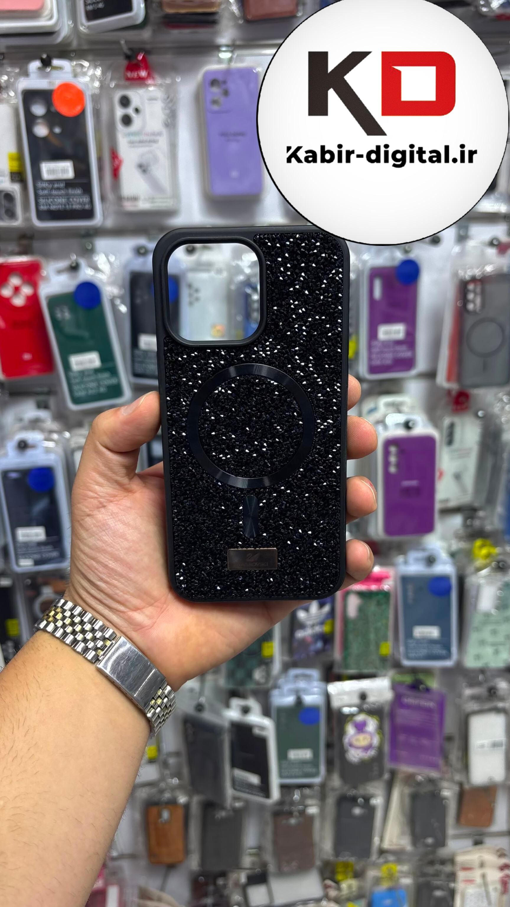 قاب گوشی iPhone 15 pro max / 14 pro max / 13 pro max آیفون مگ سیف Magsafe اورجینال شاین Swarovski سواروسکی پلاک دار لنز کرومی مشکی