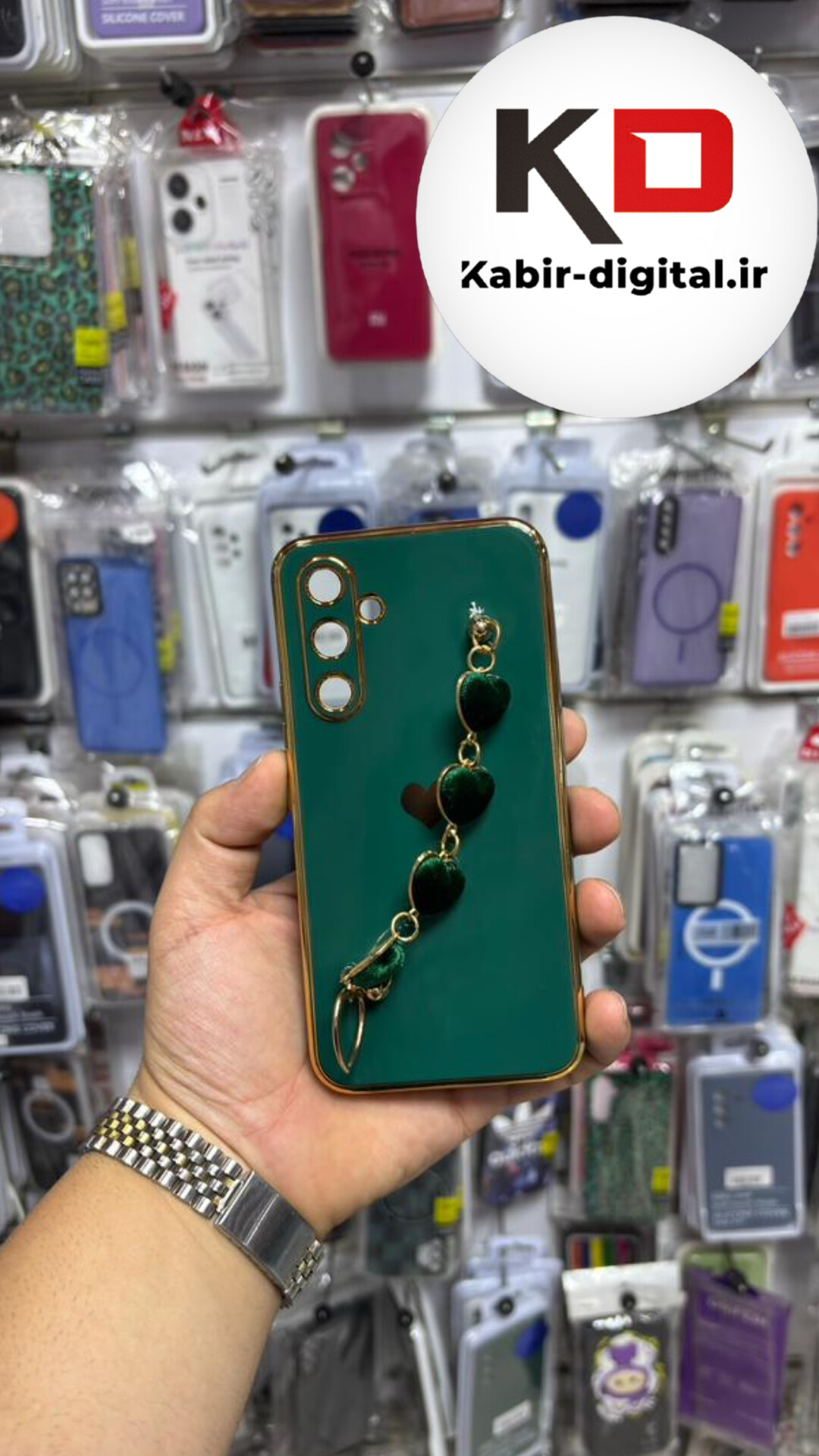 قاب گوشی Galaxy A54 سامسونگ طرح گلد لاین رزین لاکچری دستبندی زنجیری قلبی آویزدار محافظ لنز دار سبز