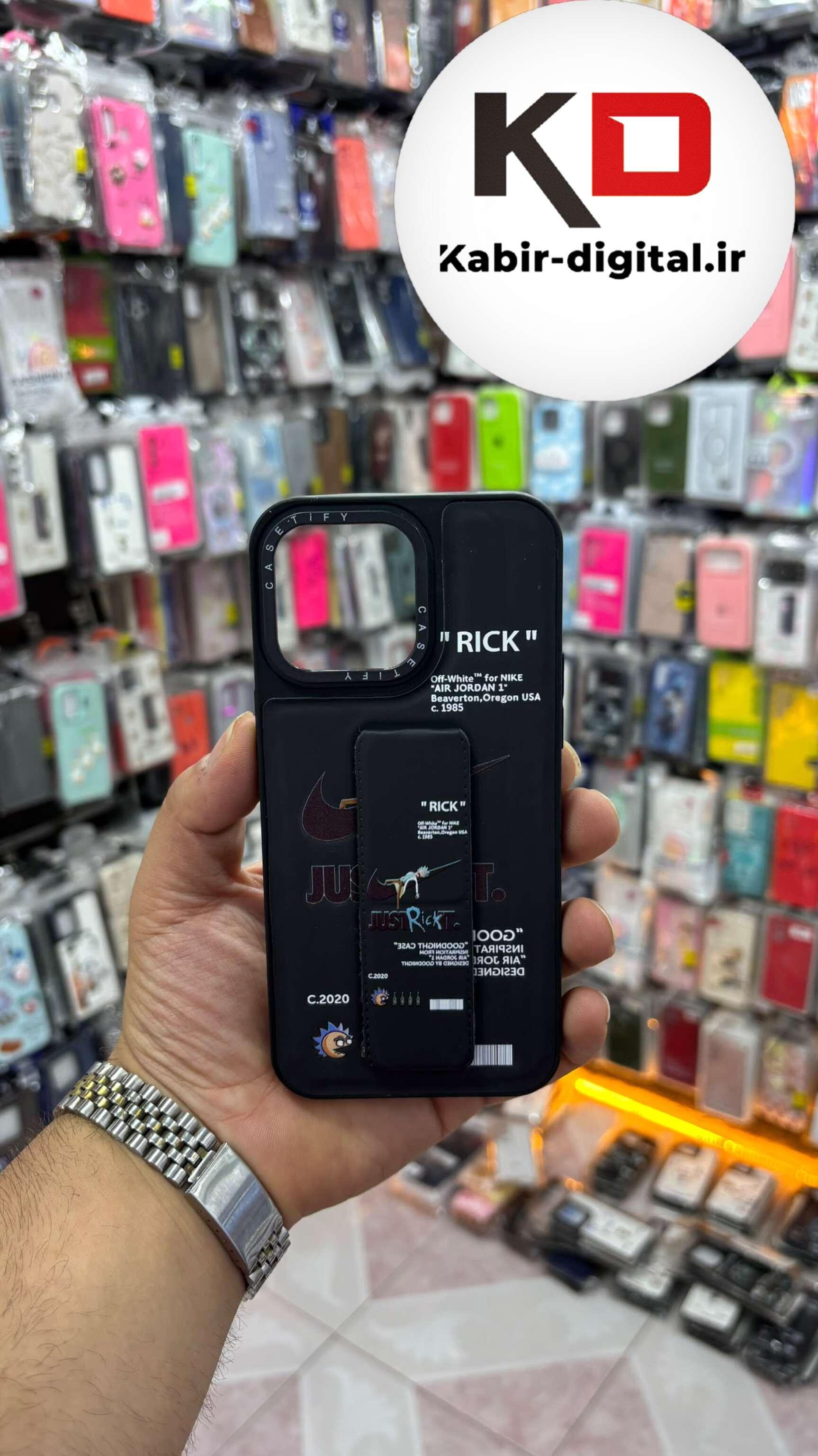 قاب گوشی iPhone 13 Pro Max / 14 Pro Max  / 15 Pro Max ایفون  Casetify استند شو اسپرت لنز برجسته طرح نایک مشکی