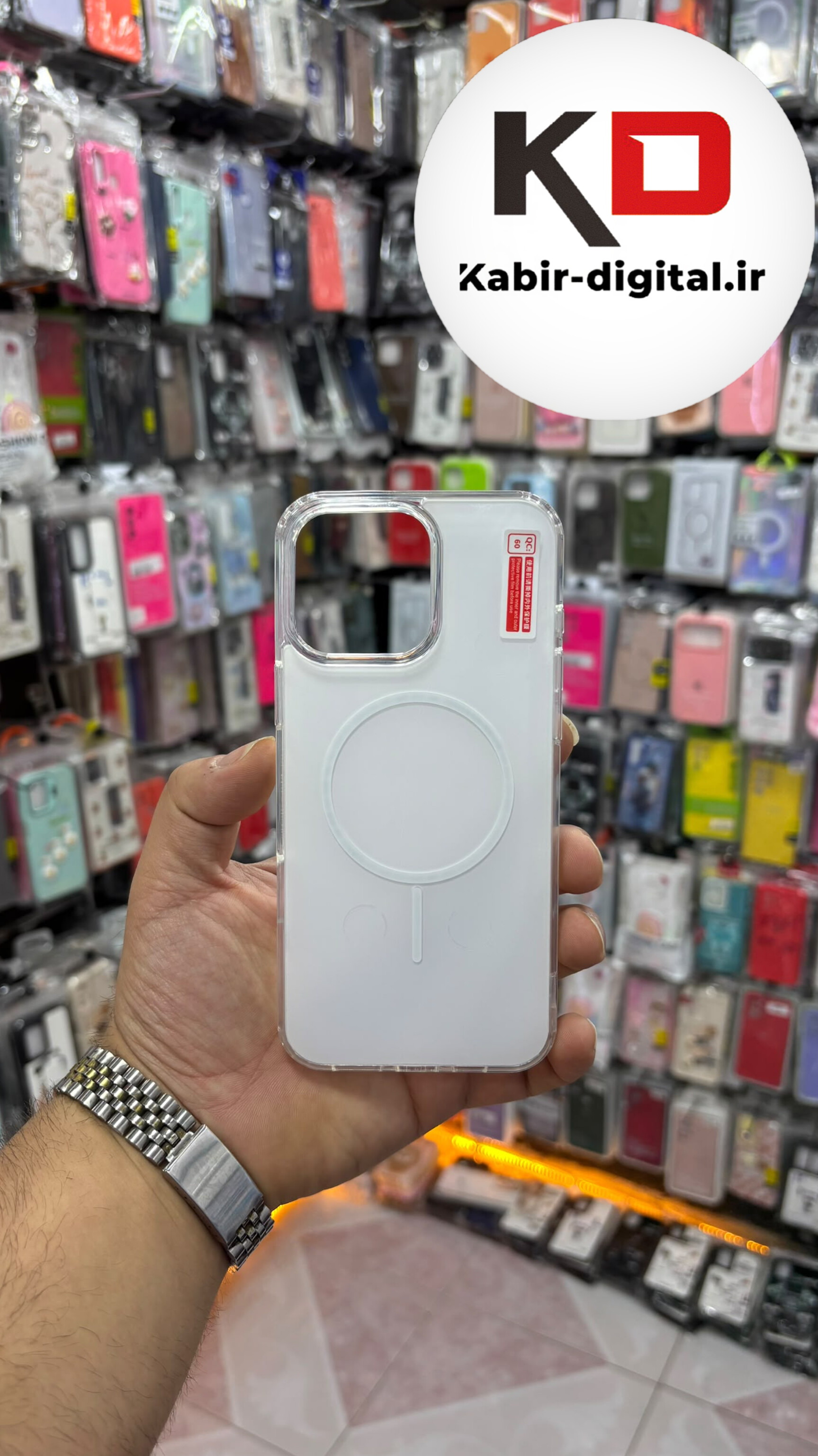 قاب گوشی iPhone 16 Pro Max آیفون Cosmic Clear Case مگ سیف Magsafe اورجینال اسپرت ایربگ دار ضد ضربه سفید