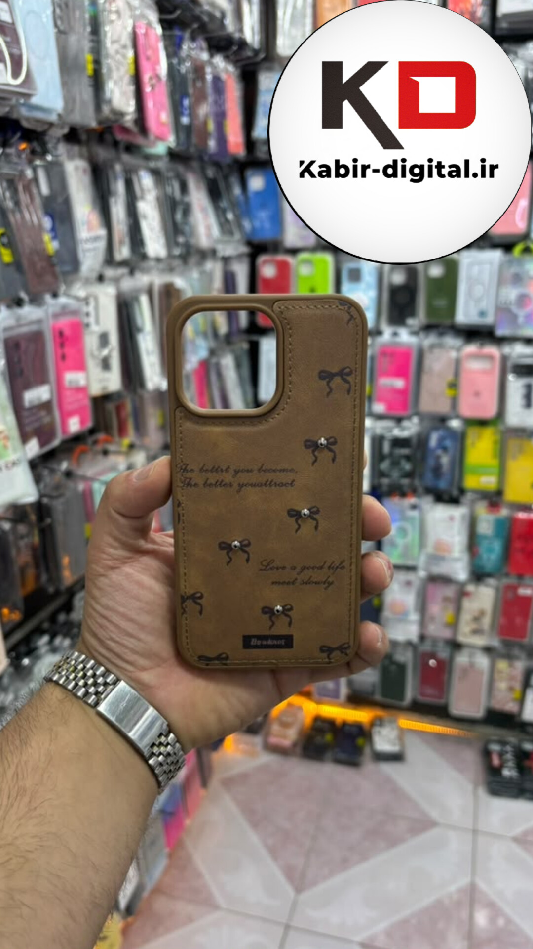 قاب گوشی iPhone 15 pro max آیفون اورجینال یونیک کیس چرمی دوخت طرح پاپیون داخل پارچه
